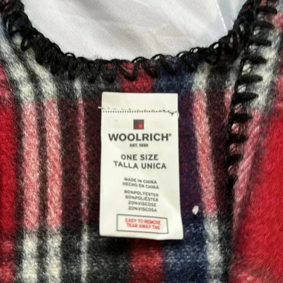 WOOLRICH Red & Blue Plaid Fleece Blanket Poncho Wrap Cozy Soft - Picture 4 of 4